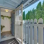 Bright And Airy Seattle Abode Less Than 9 Mi To Space Needle